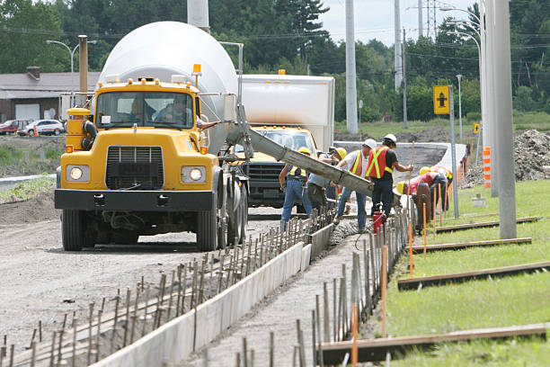 Best Commercial Concrete Services in Parkersburg, IA